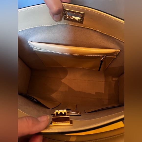 Valentino Milano Bag. Never used. - Picture 5 of 7